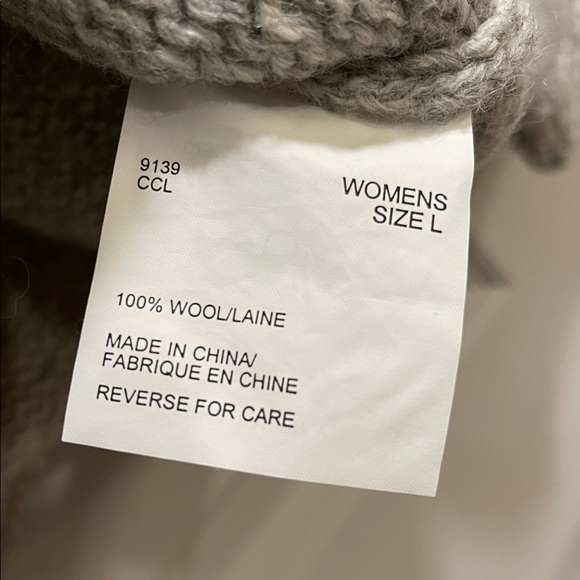 Woolrich Gray Sheep Pattern Sweater